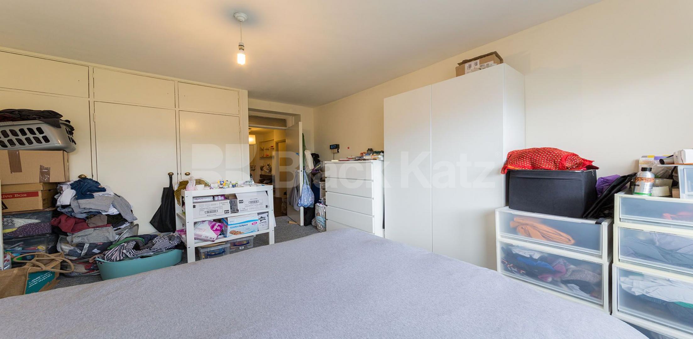 Inviting curb appeal 2 Bedroom Apartment in Stanhope Road N6